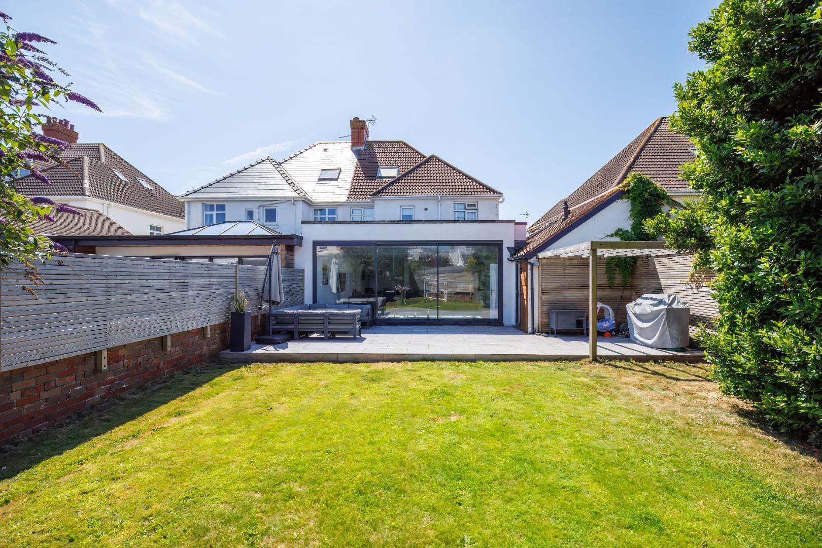 Victoria Avenue, Porthcawl, Bridgend County Borough, CF36 3HA
